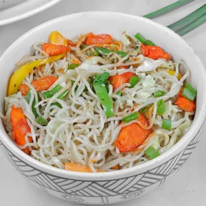 Hakka Noodles Chicken